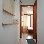 Family Friendly Seaside Nevidjane, Pasman - 325 アパート