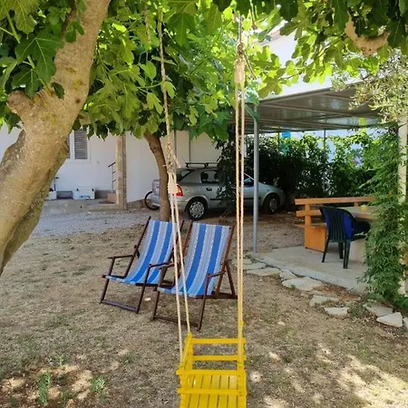شقة Family Friendly Seaside Nevidjane, Pasman - 325 Neviđane