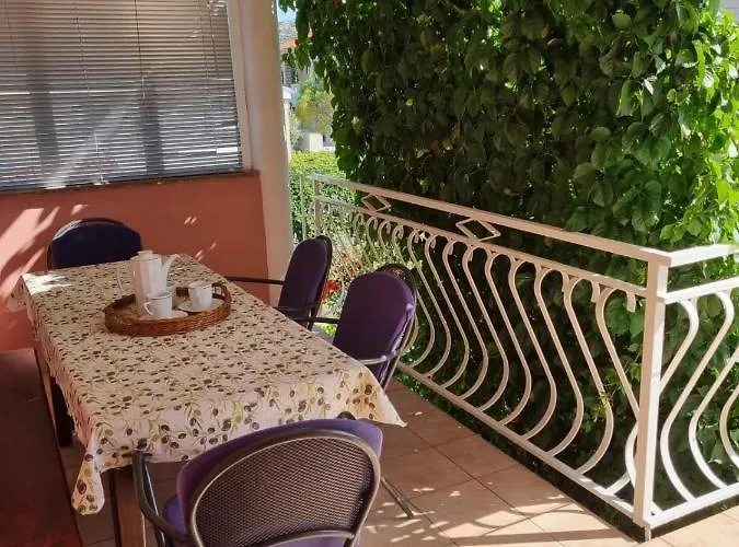 Apartamento Family Friendly Seaside Nevidjane, Pasman - 325