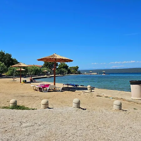 Family Friendly Seaside Nevidjane, Pasman - 325 Appartamento *