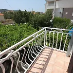 شقة Family Friendly Seaside Nevidjane, Pasman - 325 *