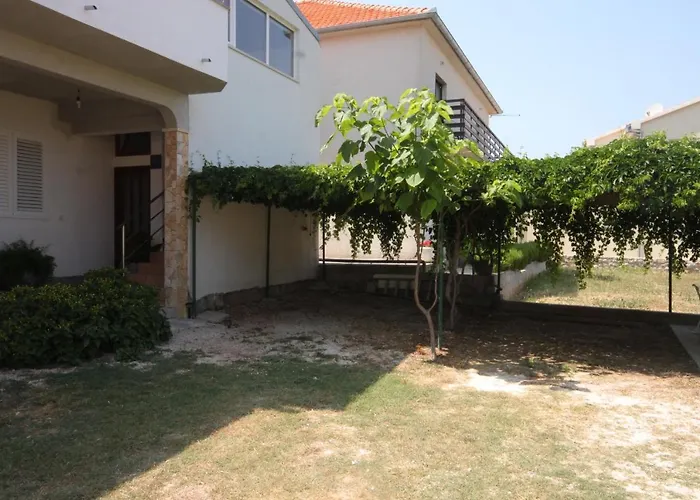 Appartement Family Friendly Seaside Nevidjane, Pasman - 325